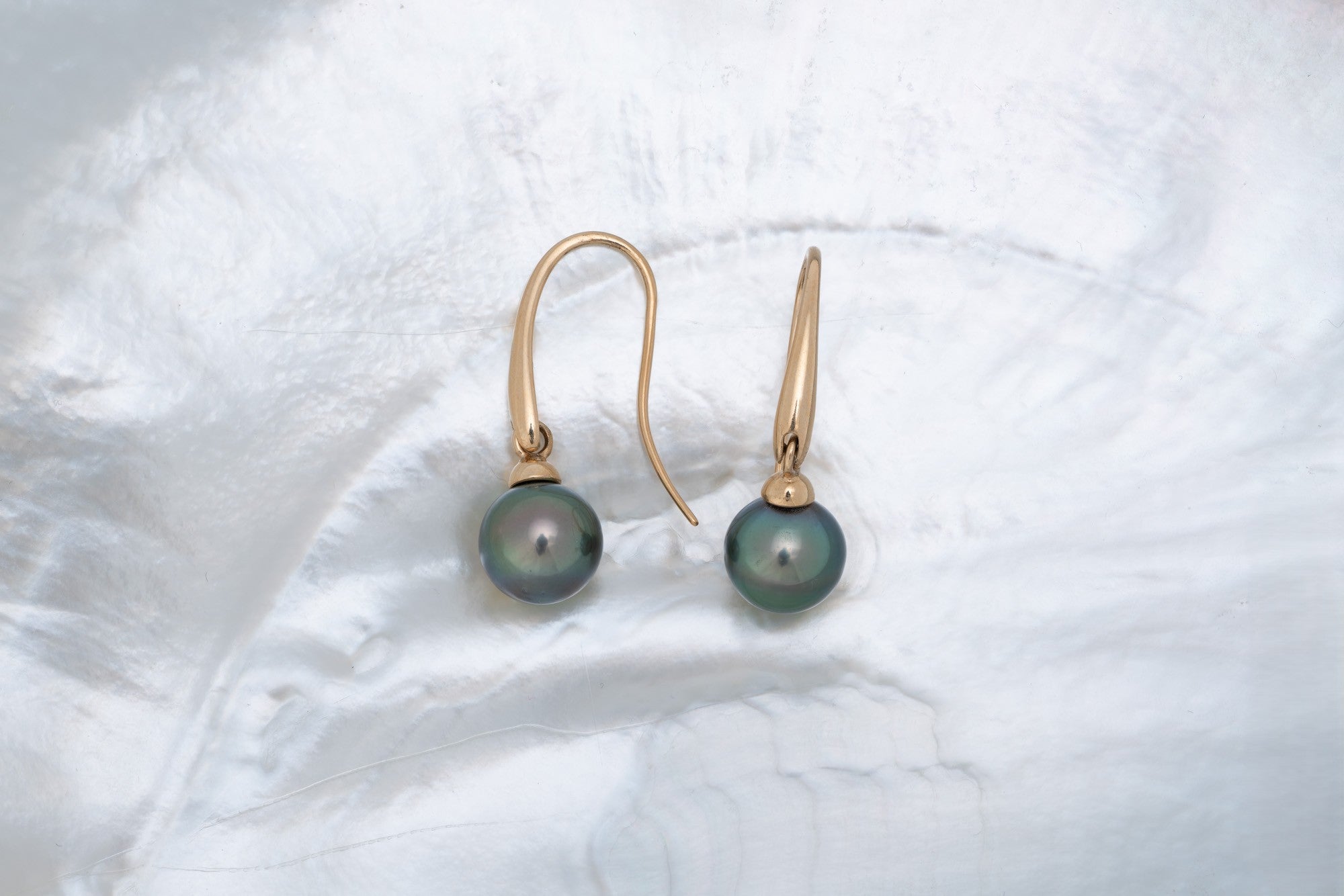 Boucles d’oreilles or et perles ovales (8)