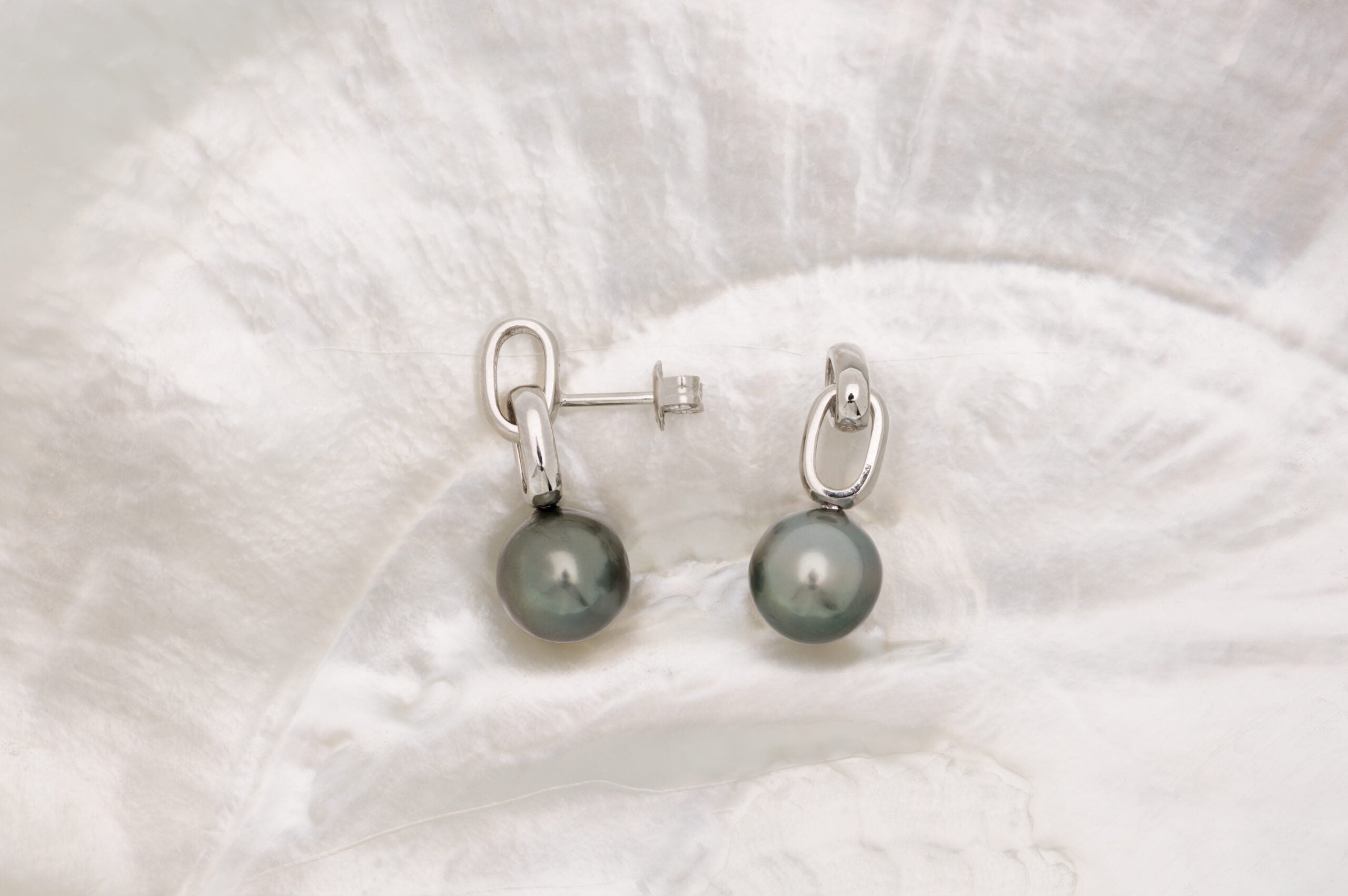 Boucles d’oreilles argent avec perles baroques