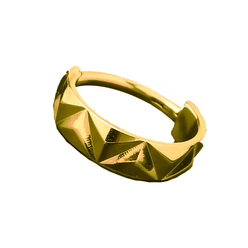 Piercing anneau argenté / doré ciselé triangle