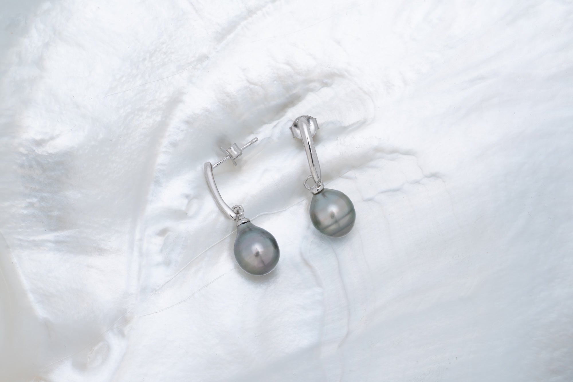 Boucles d’oreille argent et perles cerclées (3)