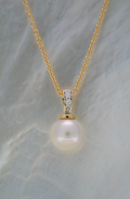 Pendentif or, diamant et perle akoya