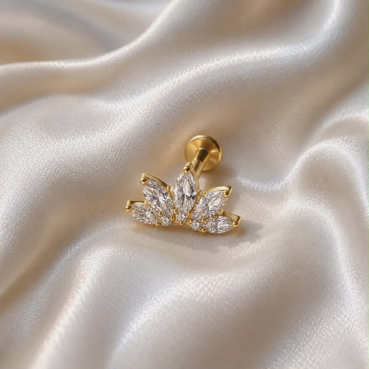 Piercing labret doré / argenté marquise strass zircon rouge / blanc / violet